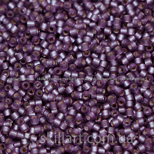 Бисер DB-695 Miyuki Delica Beads 11/0 (блестящий, темно-сиреневый)